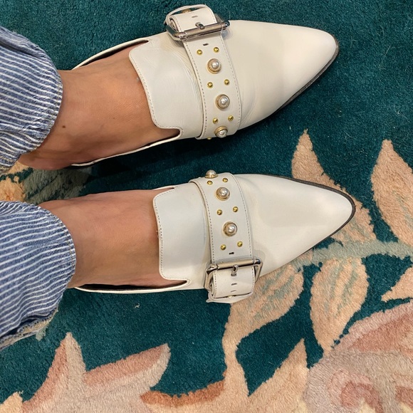 White flat mules - Picture 8 of 8